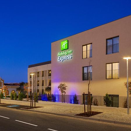 Holiday Inn Express Evora By Ihg Exterior photo